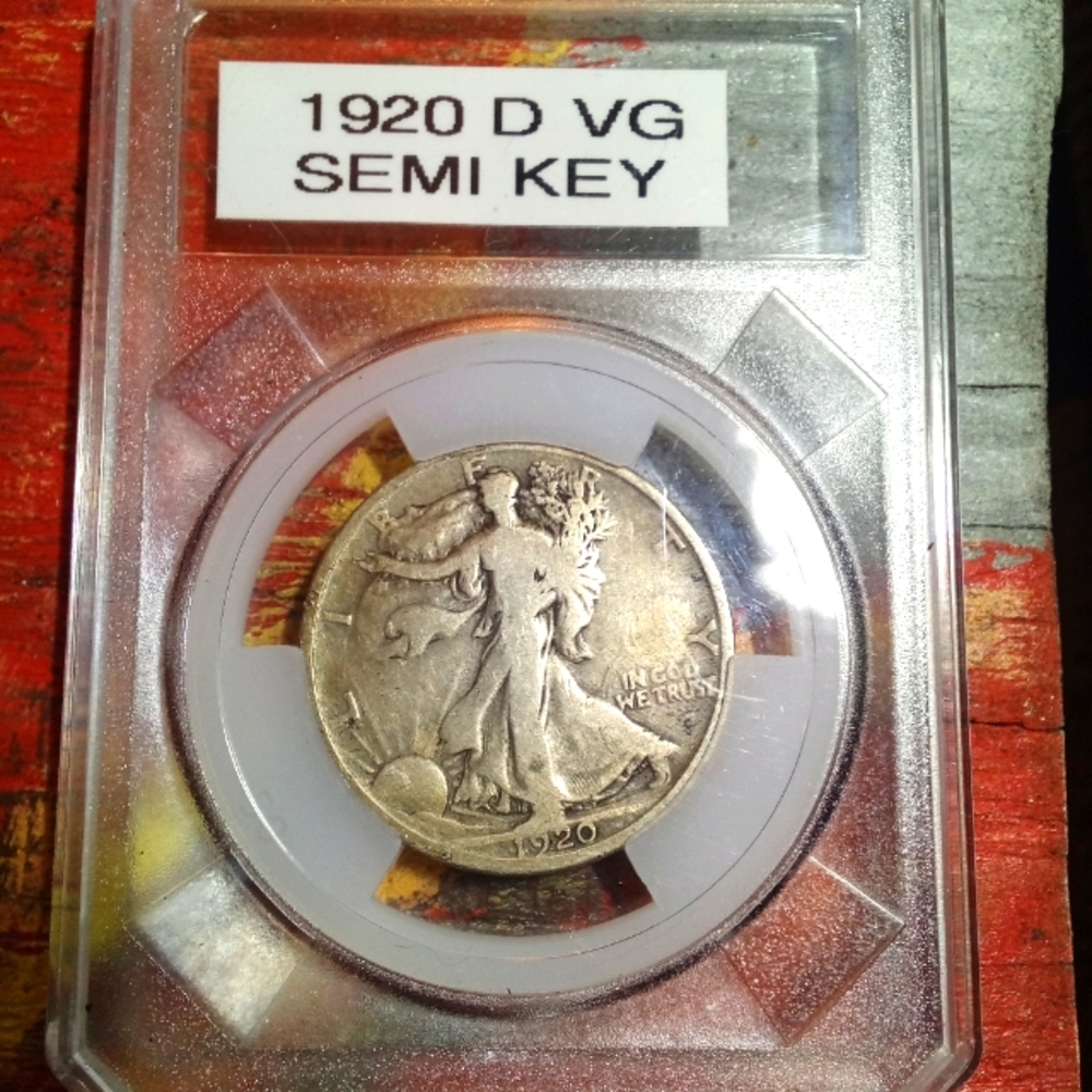 1920 D VG Walking Liberty semi Key Date half dollar vintage